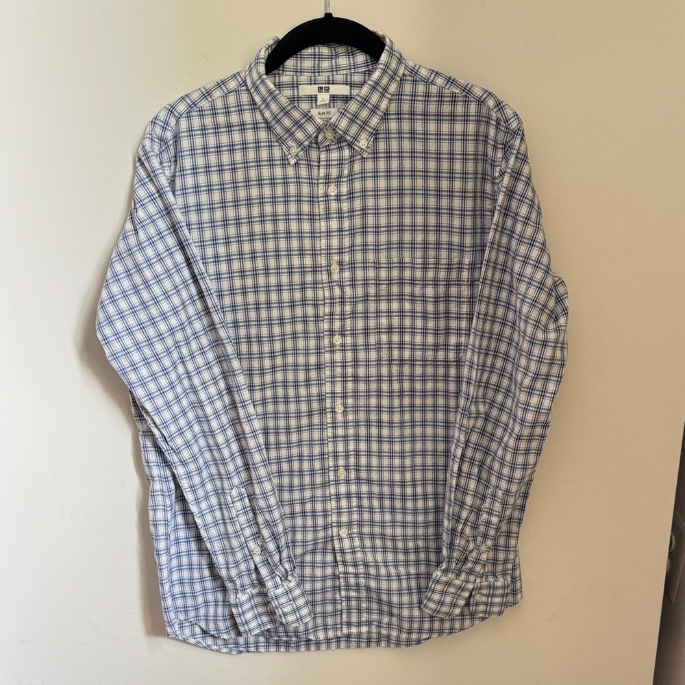 Uniqlo Men's Blue and White Plaid Slim Fit Shirt | Large